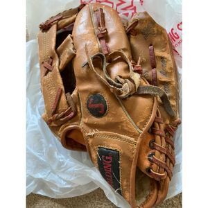 Spalding STS9 RHT 11.5” Little League Glove